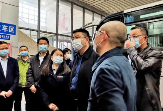 李松殿一行督導(dǎo)南昌長途汽車站疫情防控、春運安全生產(chǎn)工作