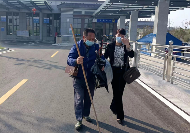 上饒汽運(yùn) 小舉動傳遞正能量