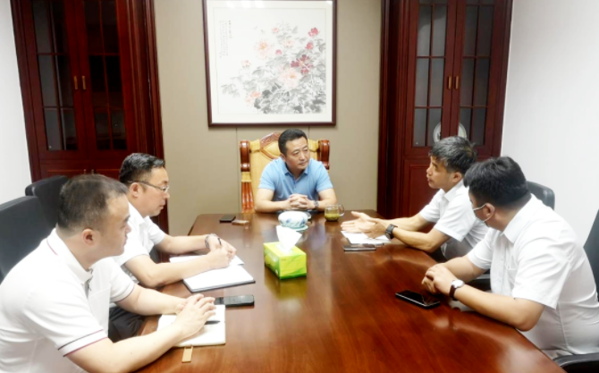 王曉主持江西長(zhǎng)運(yùn)、南昌公交集團(tuán)疫情防控轉(zhuǎn)運(yùn)協(xié)調(diào)部署專(zhuān)題會(huì)