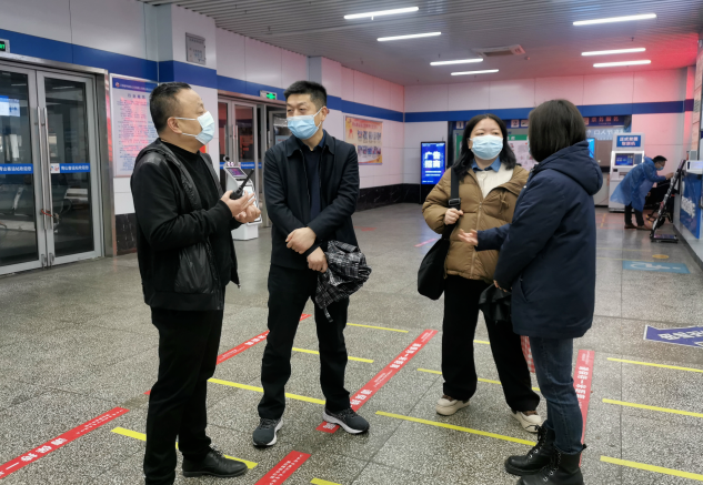 都市城際公交：市交通運輸局領(lǐng)導督導青山客運分公司文明創(chuàng)建、安全生產(chǎn)工作