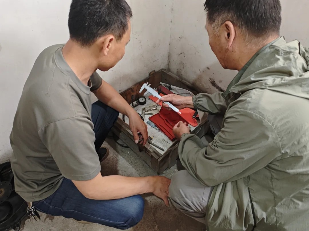 上饒汽運(yùn) 聯(lián)合舉辦“營(yíng)運(yùn)客車安全例行檢查工作”專題培訓(xùn)
